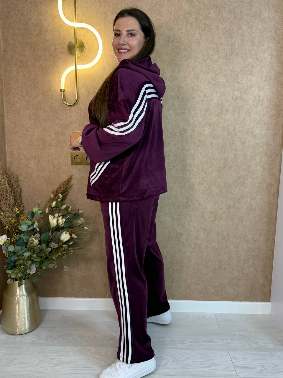 3021ee49-bb3a-11f0-8624-dee18ff4e8c0_1