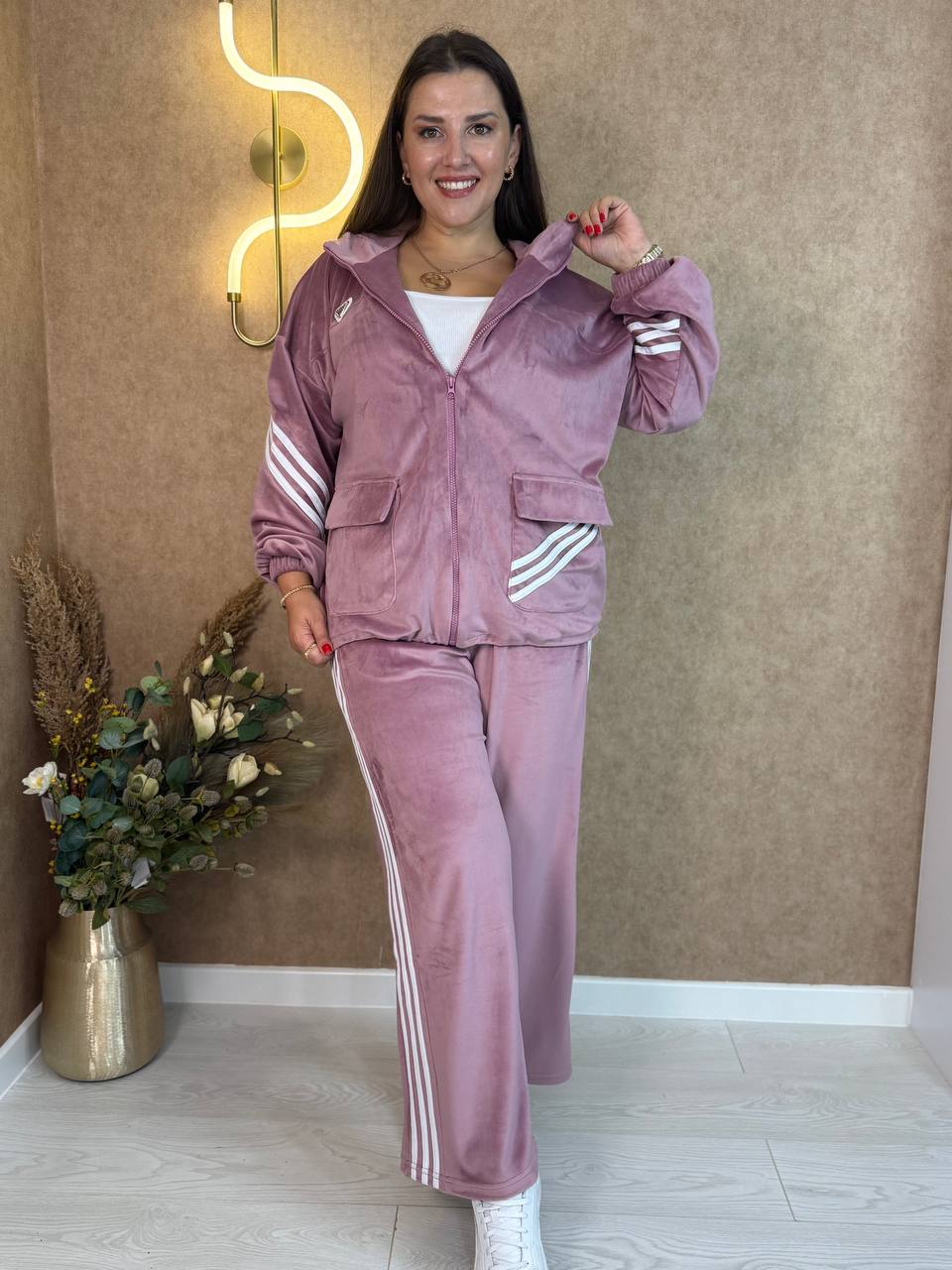 3021ee54-bb3a-11f0-8624-dee18ff4e8c0_2