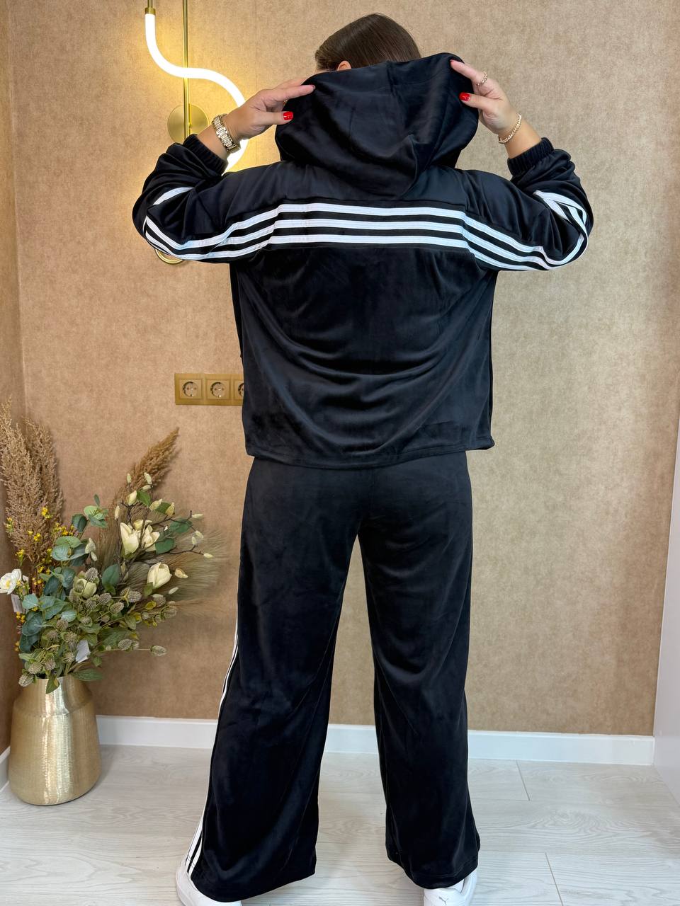 43e3a525-46d5-11f0-8622-dee18ff4e8c0_2