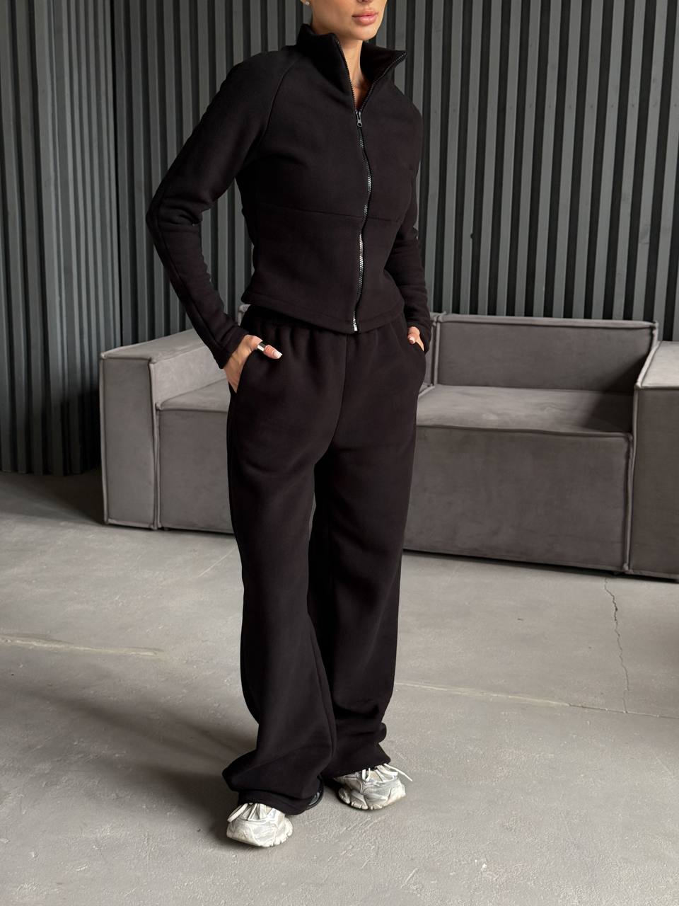 47a8d1a9-a922-11f0-8624-dee18ff4e8c0_2