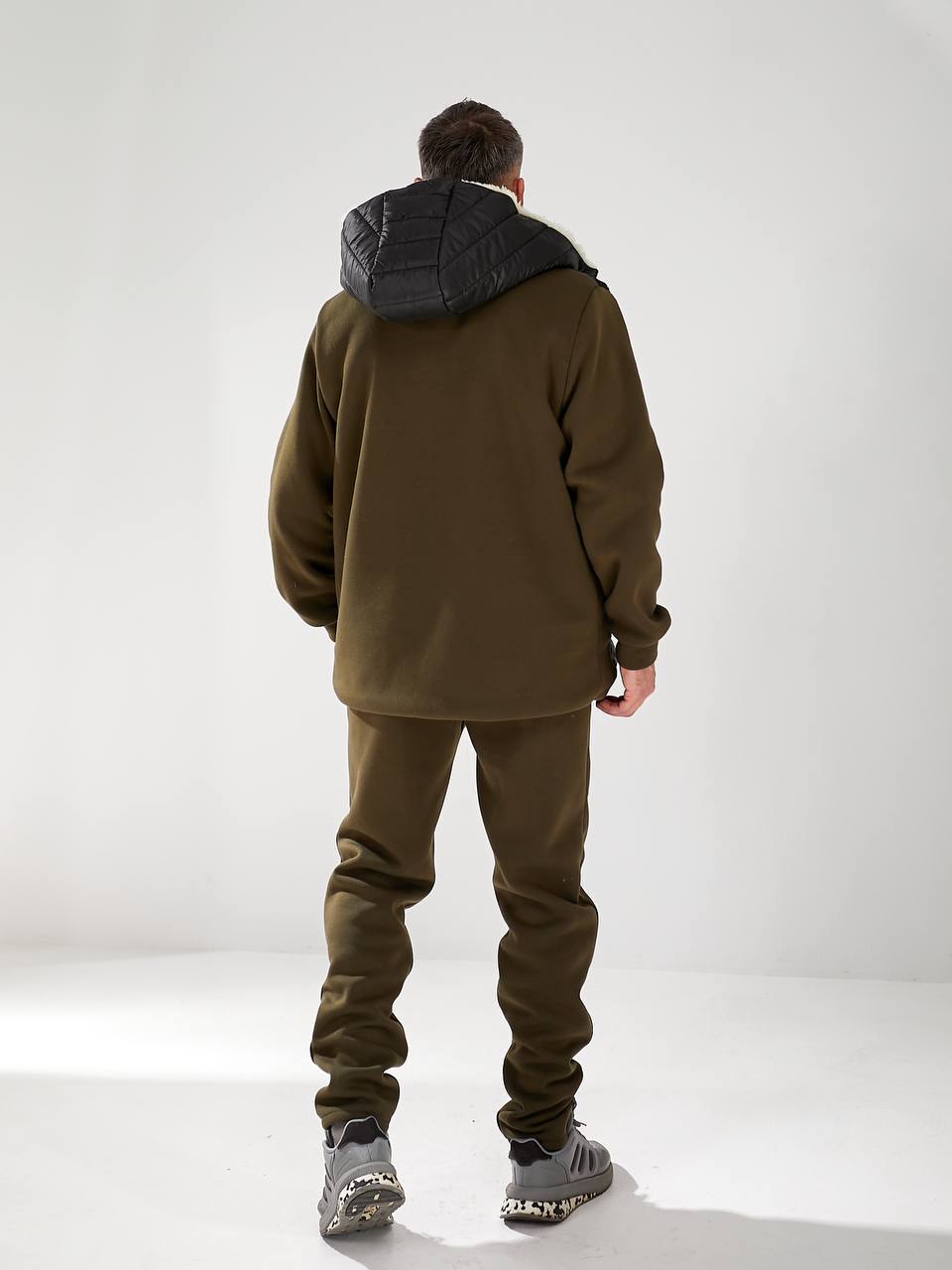 4811b627-4529-11f0-8622-dee18ff4e8c0_1