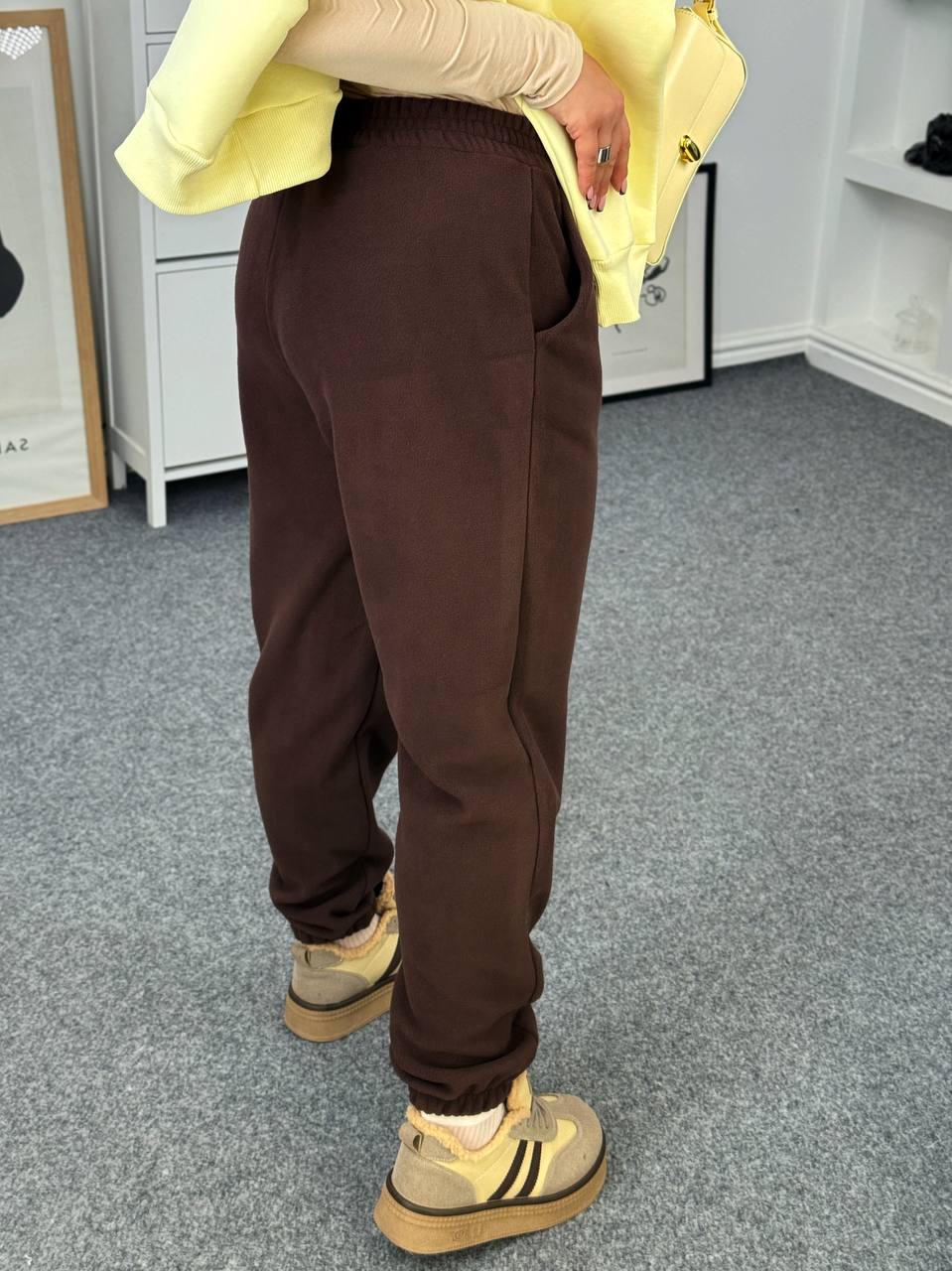 48ea3a76-bc09-11f0-8624-dee18ff4e8c0_1