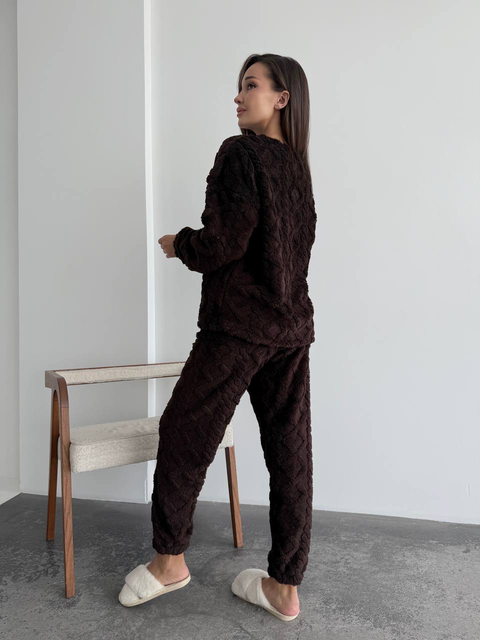 4b37aa4b-bfec-11f0-8624-dee18ff4e8c0_2