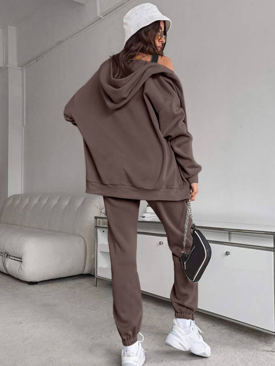 502cd2e7-ae7c-11f0-8624-dee18ff4e8c0_1