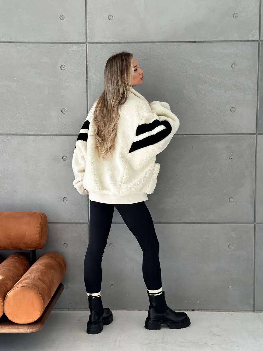 53bd2a49-b683-11f0-8624-dee18ff4e8c0_1