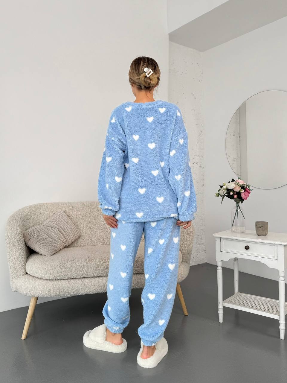 58e5cba5-c565-11f0-8624-dee18ff4e8c0_1