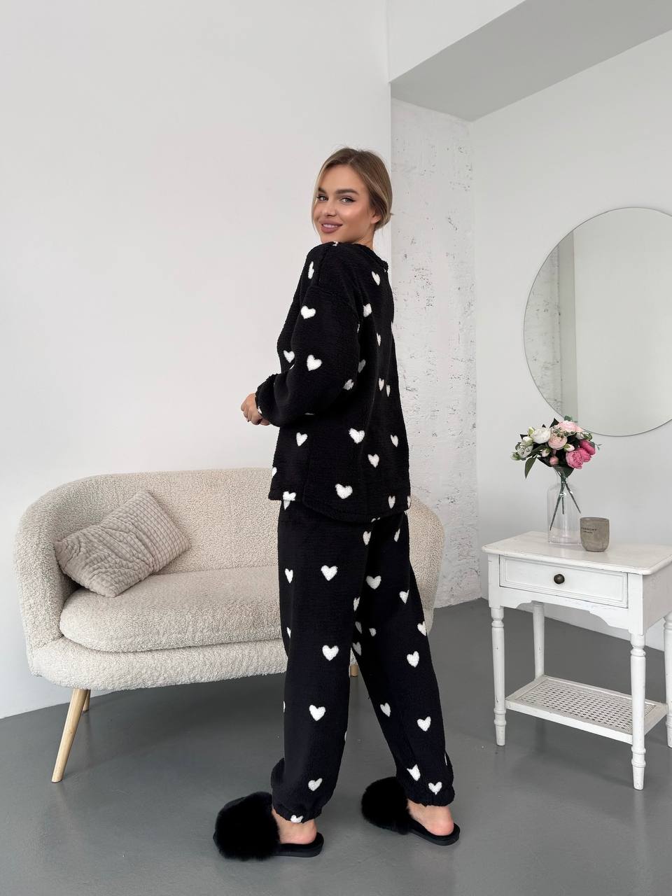 58e5cbb9-c565-11f0-8624-dee18ff4e8c0_1