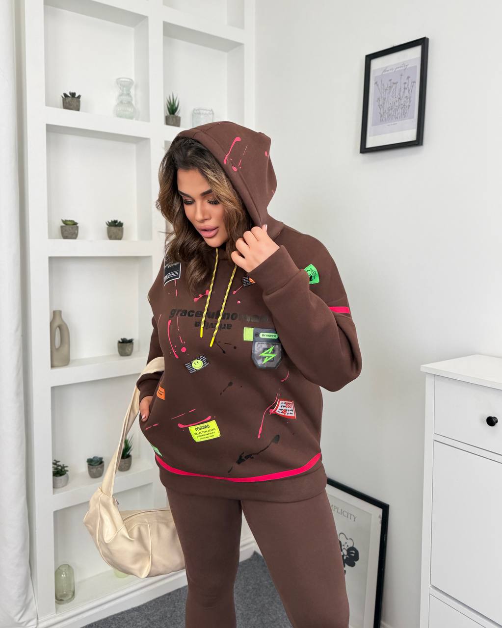 5db7e9ce-4703-11f0-8622-dee18ff4e8c0_1