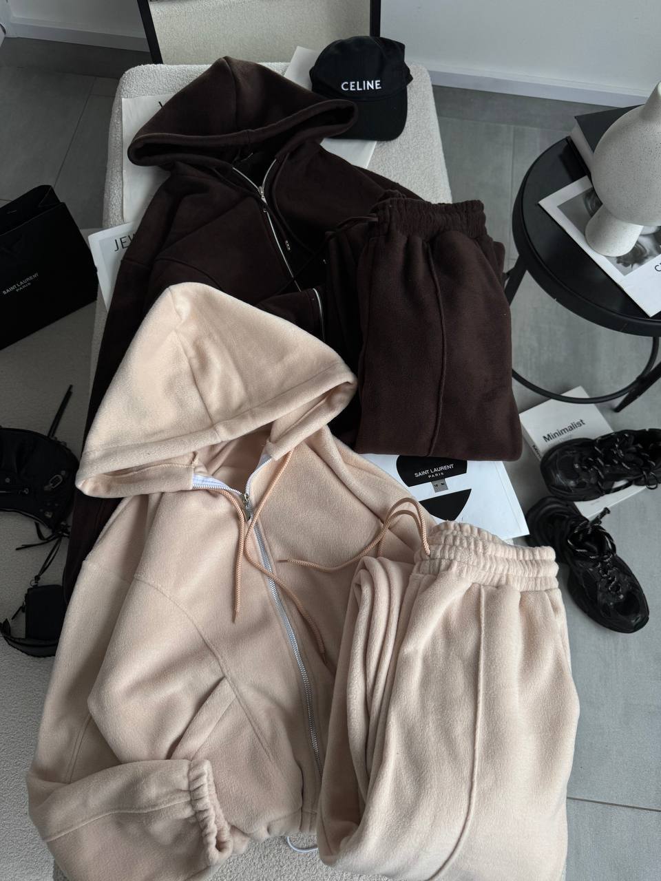 6135f572-45bd-11f0-8622-dee18ff4e8c0_2