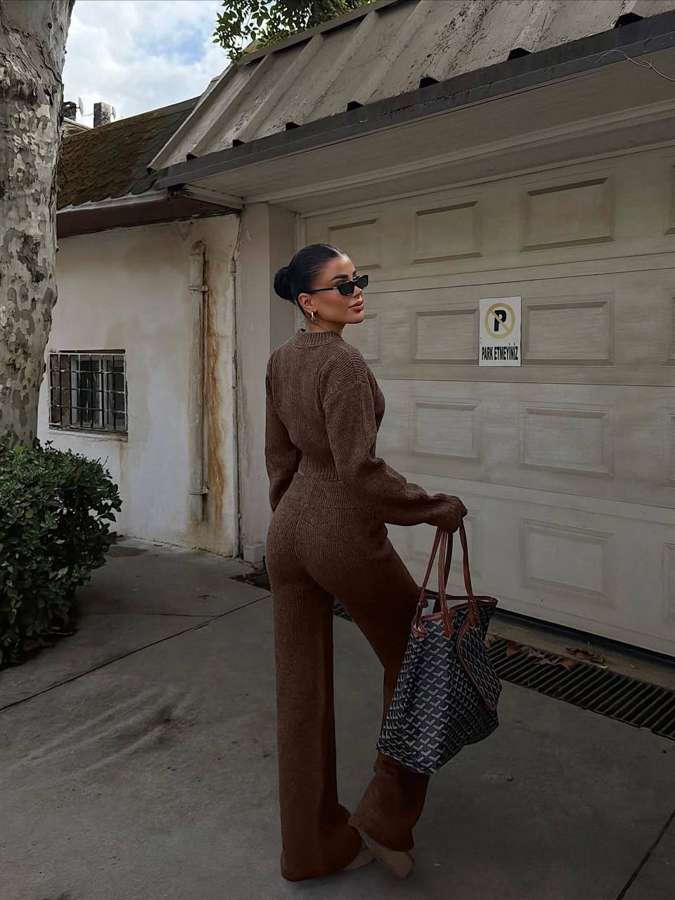 62d86cca-b9b8-11f0-8624-dee18ff4e8c0_1