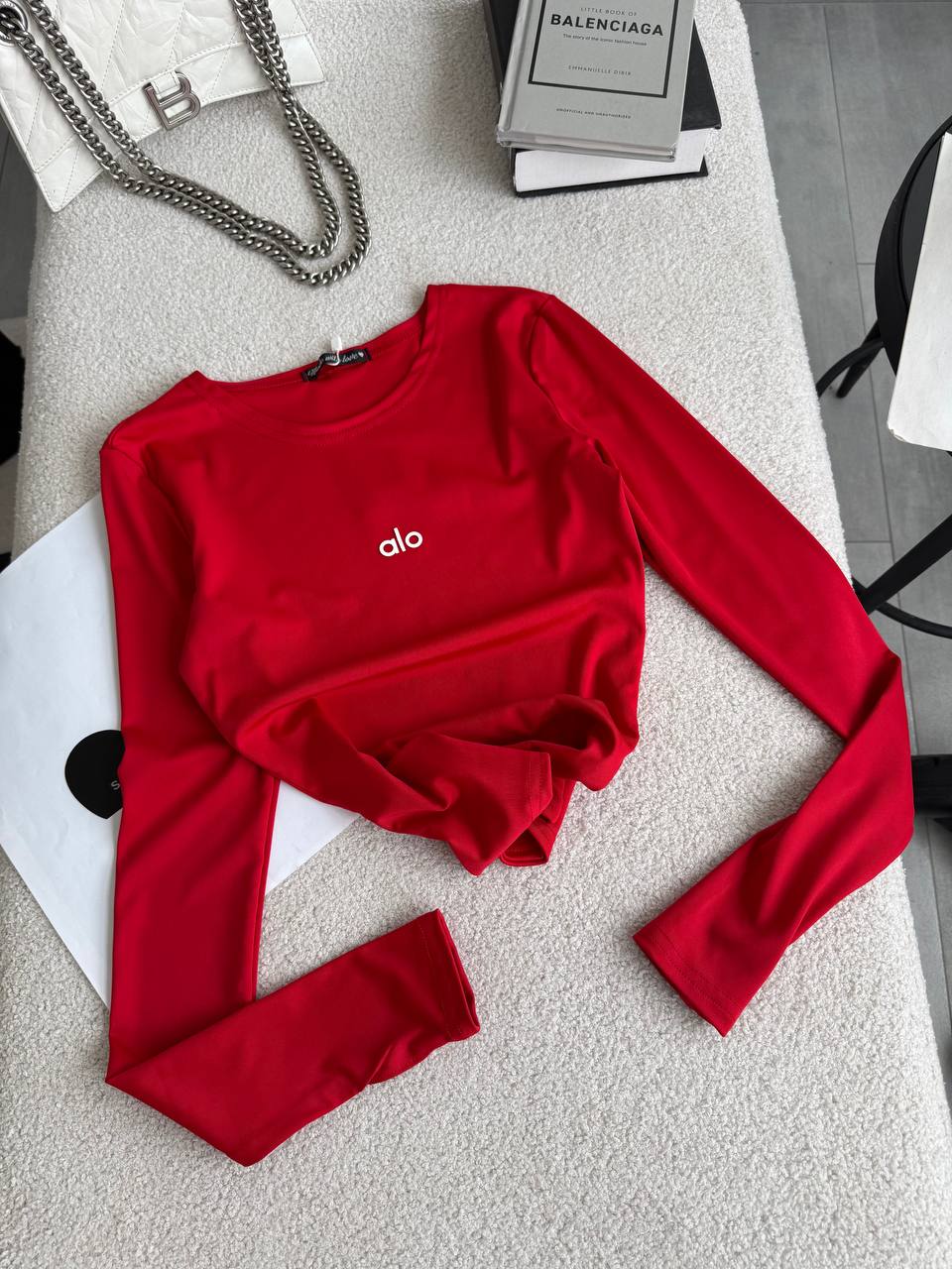 63249574-ab6d-11f0-8624-dee18ff4e8c0_1