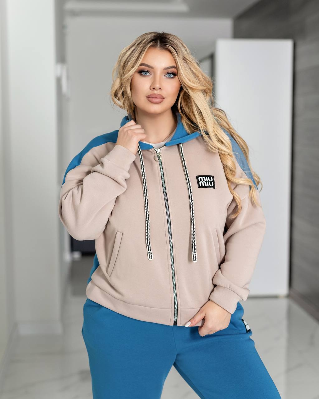 70ab8c91-46e0-11f0-8622-dee18ff4e8c0_1