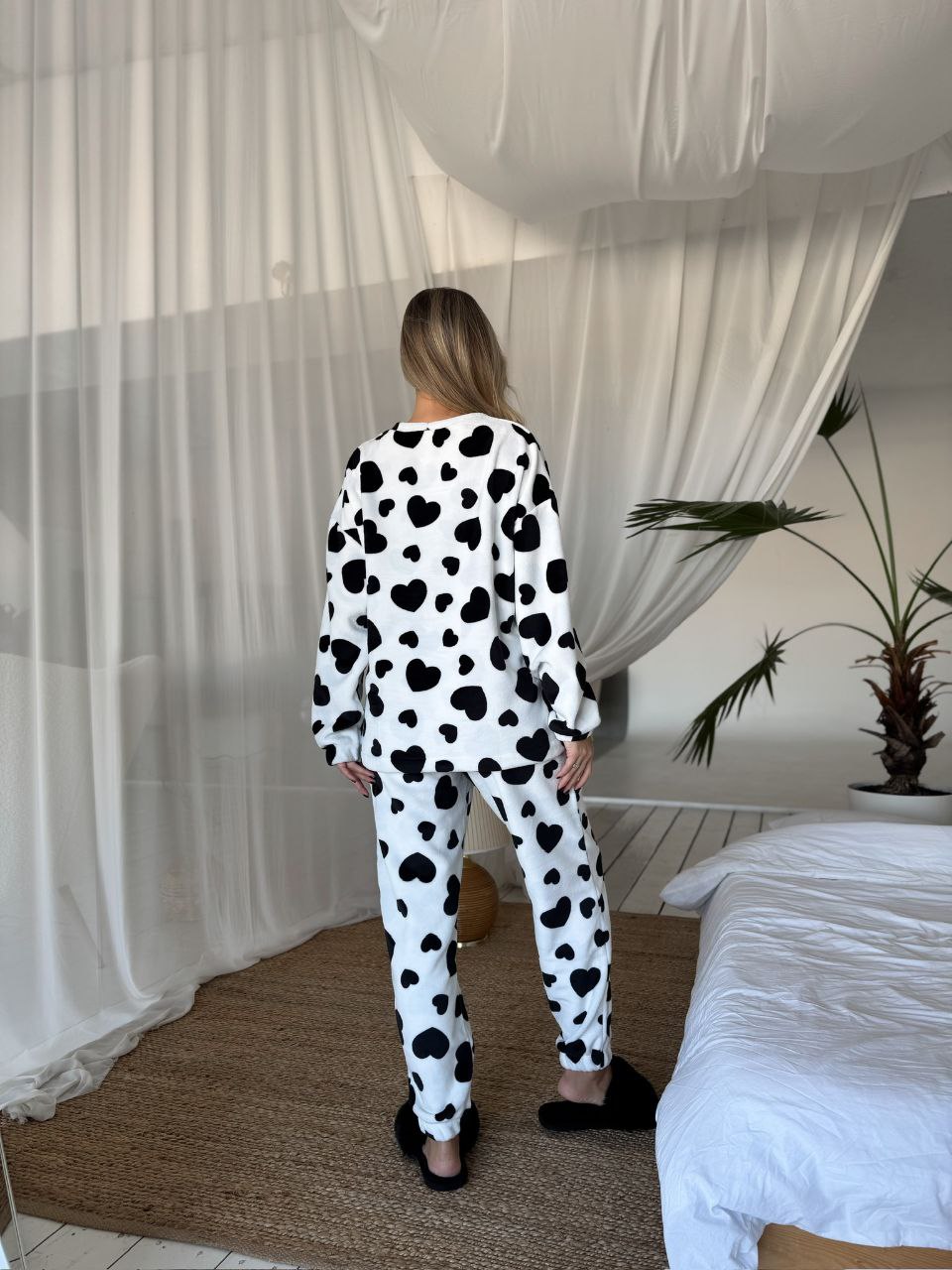 7cff41dc-ab82-11f0-8624-dee18ff4e8c0_1