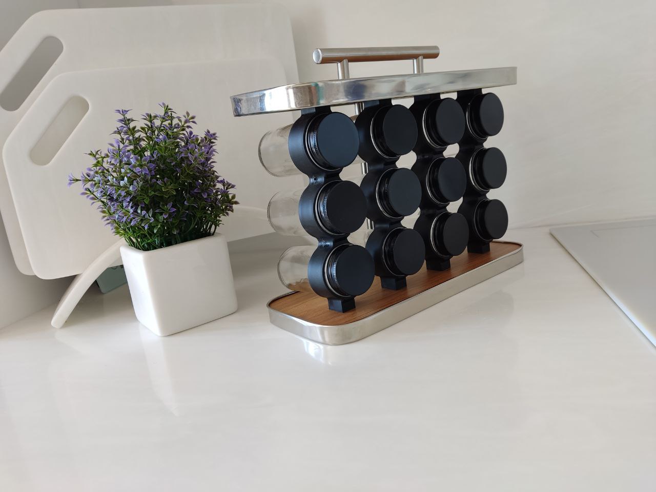 d0bba717-bdb0-11ed-ace9-166b0be12ee5_1