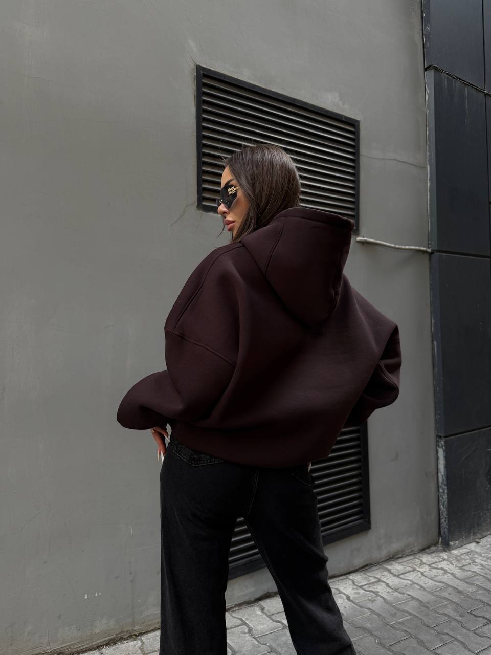 e975e804-bb45-11f0-8624-dee18ff4e8c0_1