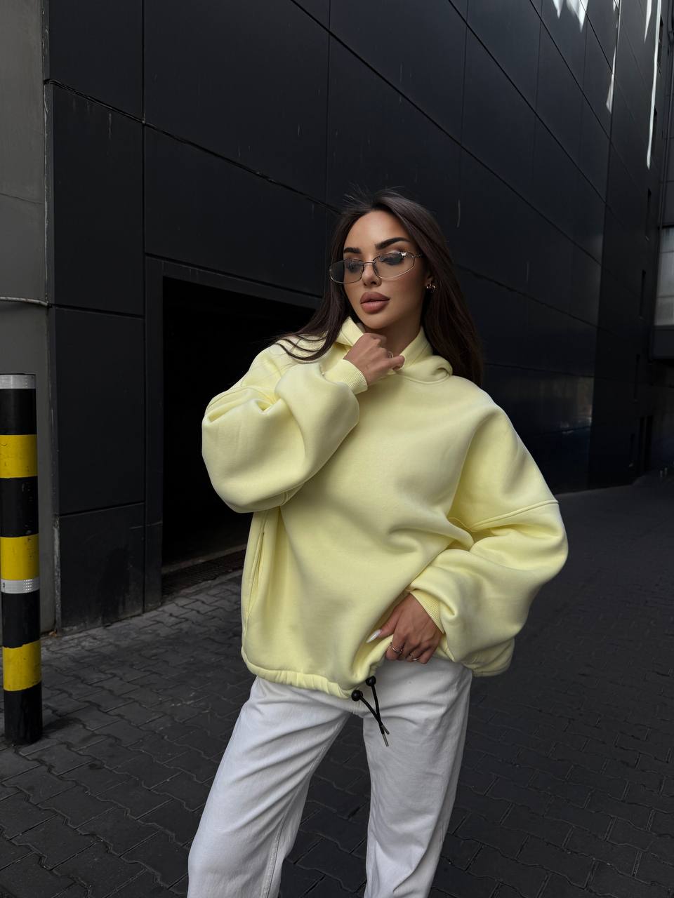 e975e812-bb45-11f0-8624-dee18ff4e8c0_2