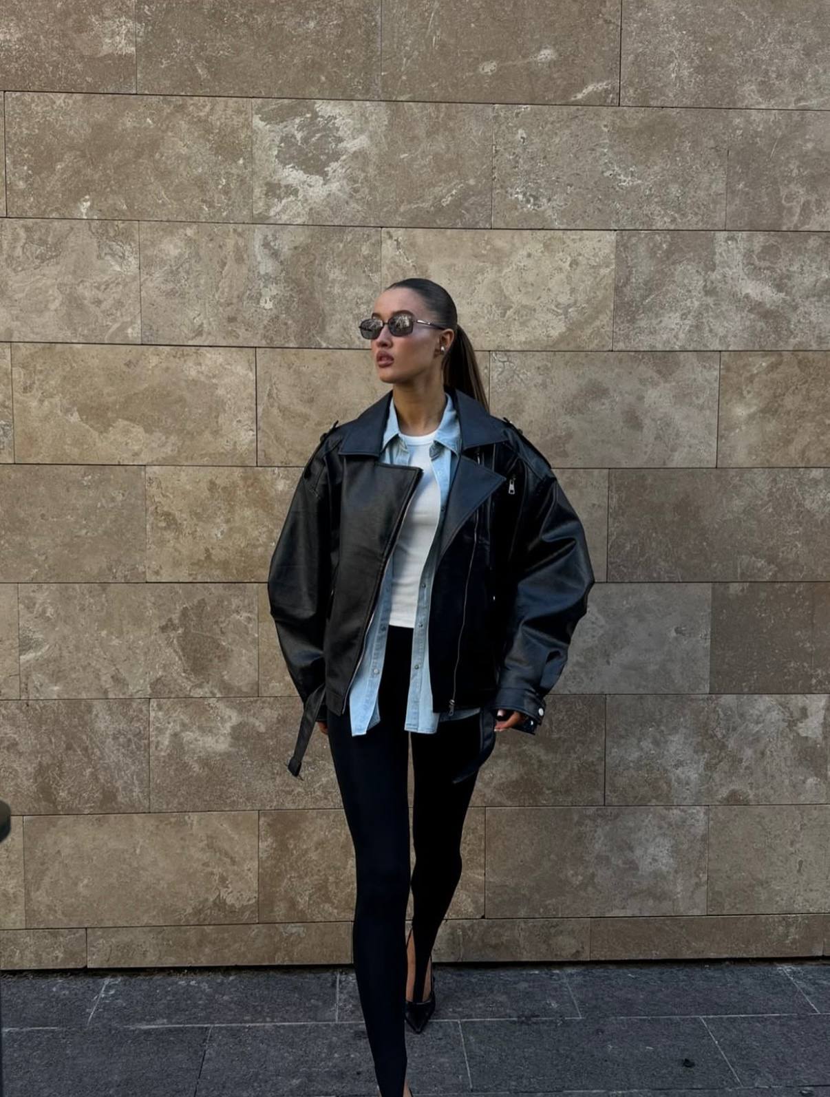 12f85bd6-f817-11f0-8624-dee18ff4e8c0_1