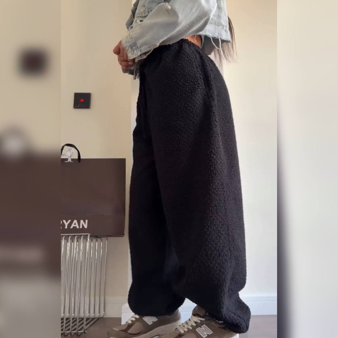 4d011d14-4b47-11f0-8622-dee18ff4e8c0_1