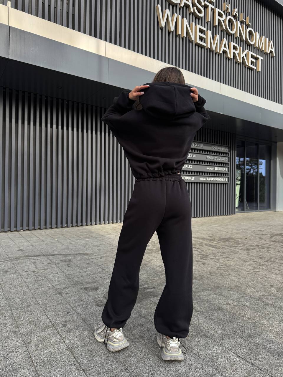 c9f8f759-f853-11f0-8624-dee18ff4e8c0_1