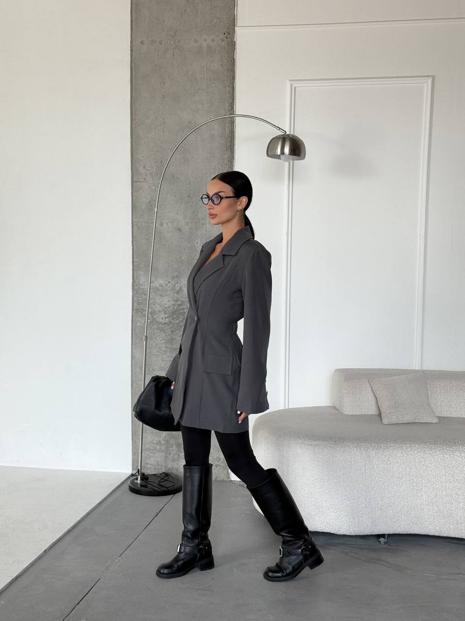 c9f8f761-f853-11f0-8624-dee18ff4e8c0_1