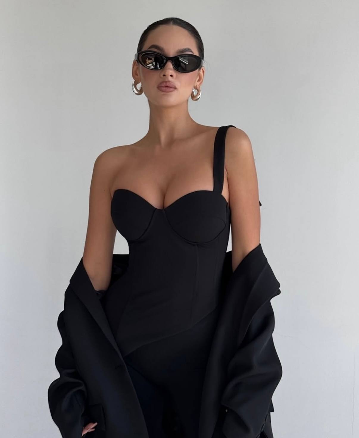 dcd73e33-4b61-11f0-8622-dee18ff4e8c0_1