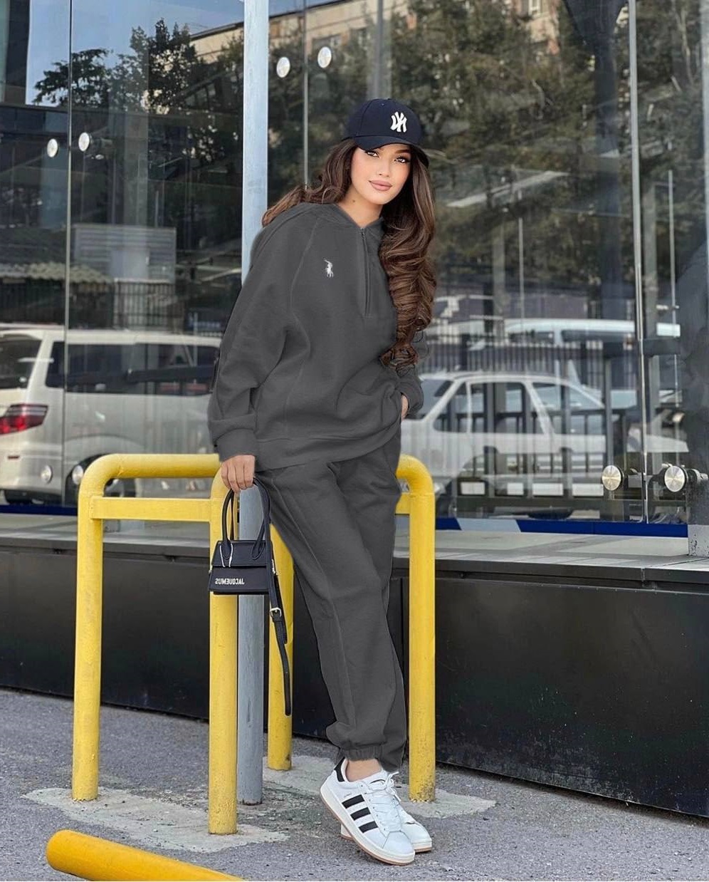 10cf4e2b-bda7-11ee-ad4b-166b0be12ee5_1