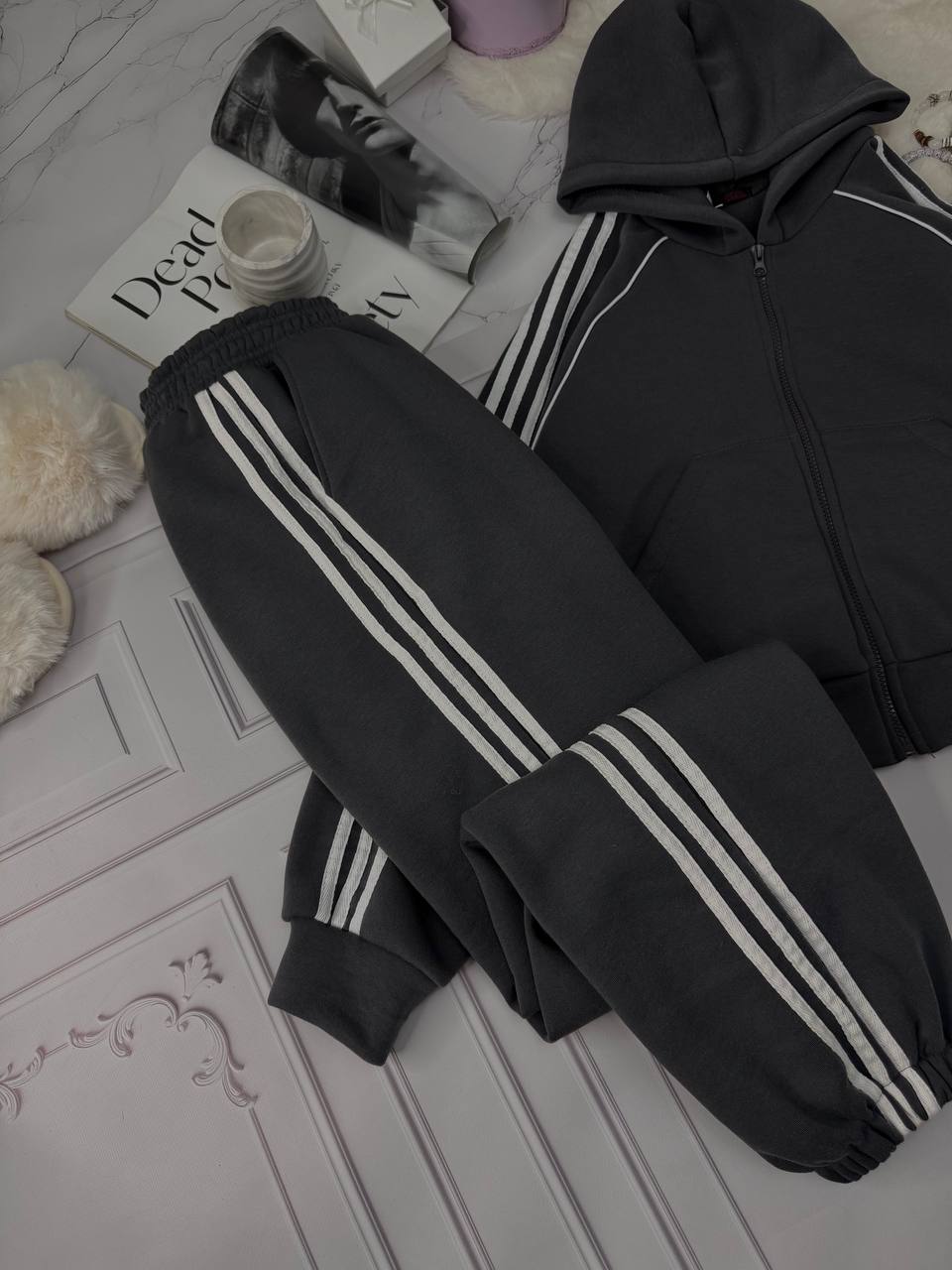 19b4e900-4860-11f0-8622-dee18ff4e8c0_1