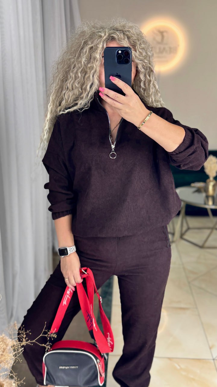 2c5ed58a-7943-11f0-8624-dee18ff4e8c0_1