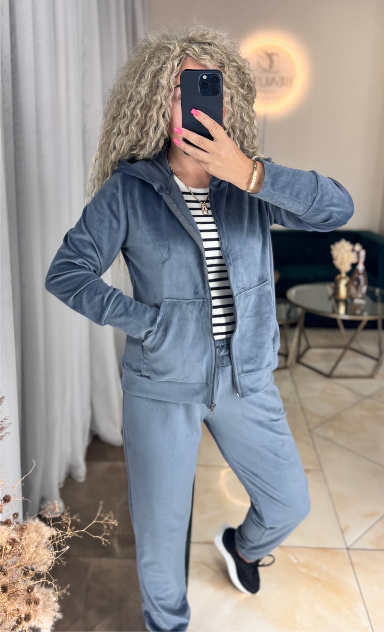 34dd579e-8b1e-11f0-8624-dee18ff4e8c0_1