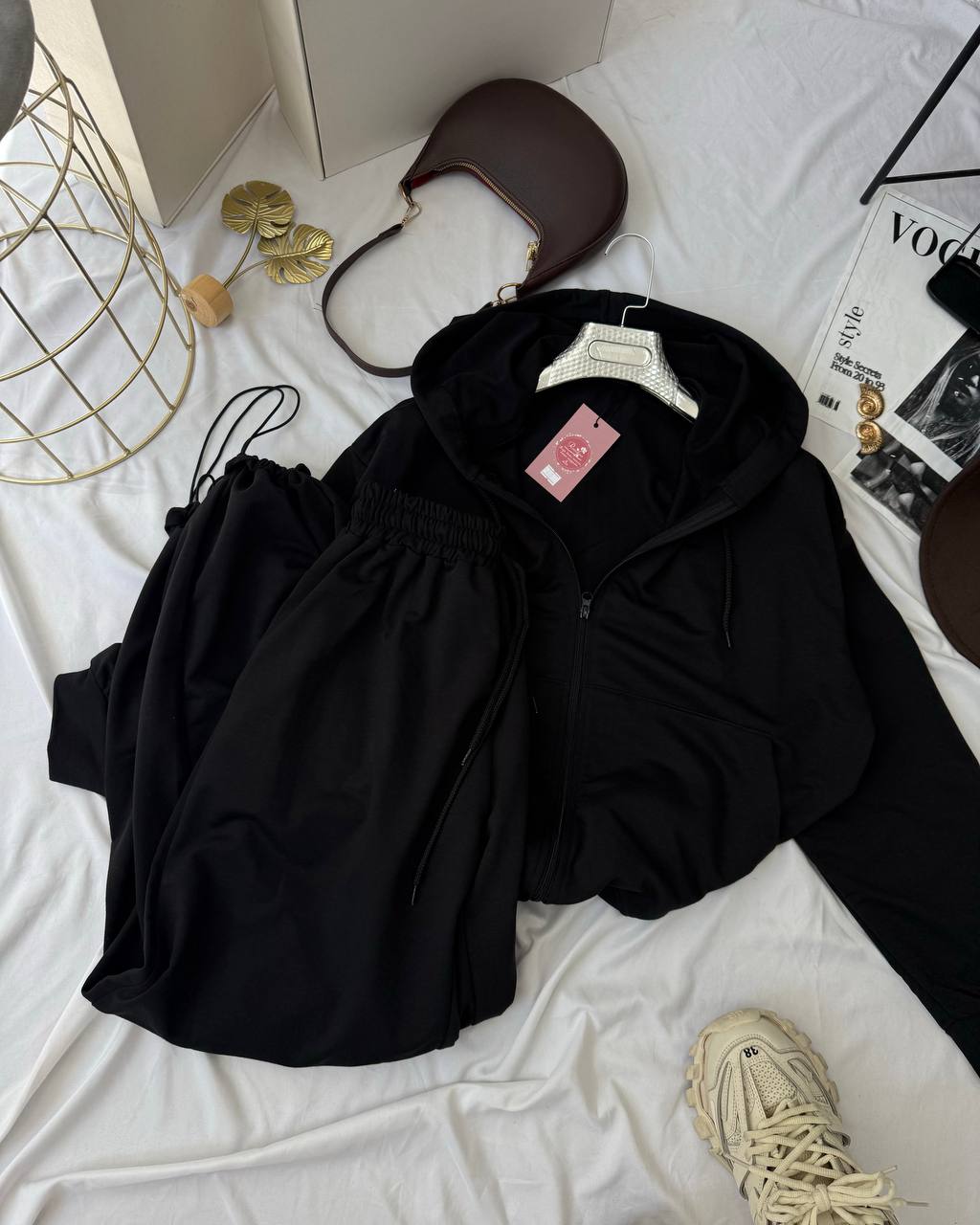 36df3ab4-8ced-11f0-8624-dee18ff4e8c0_1