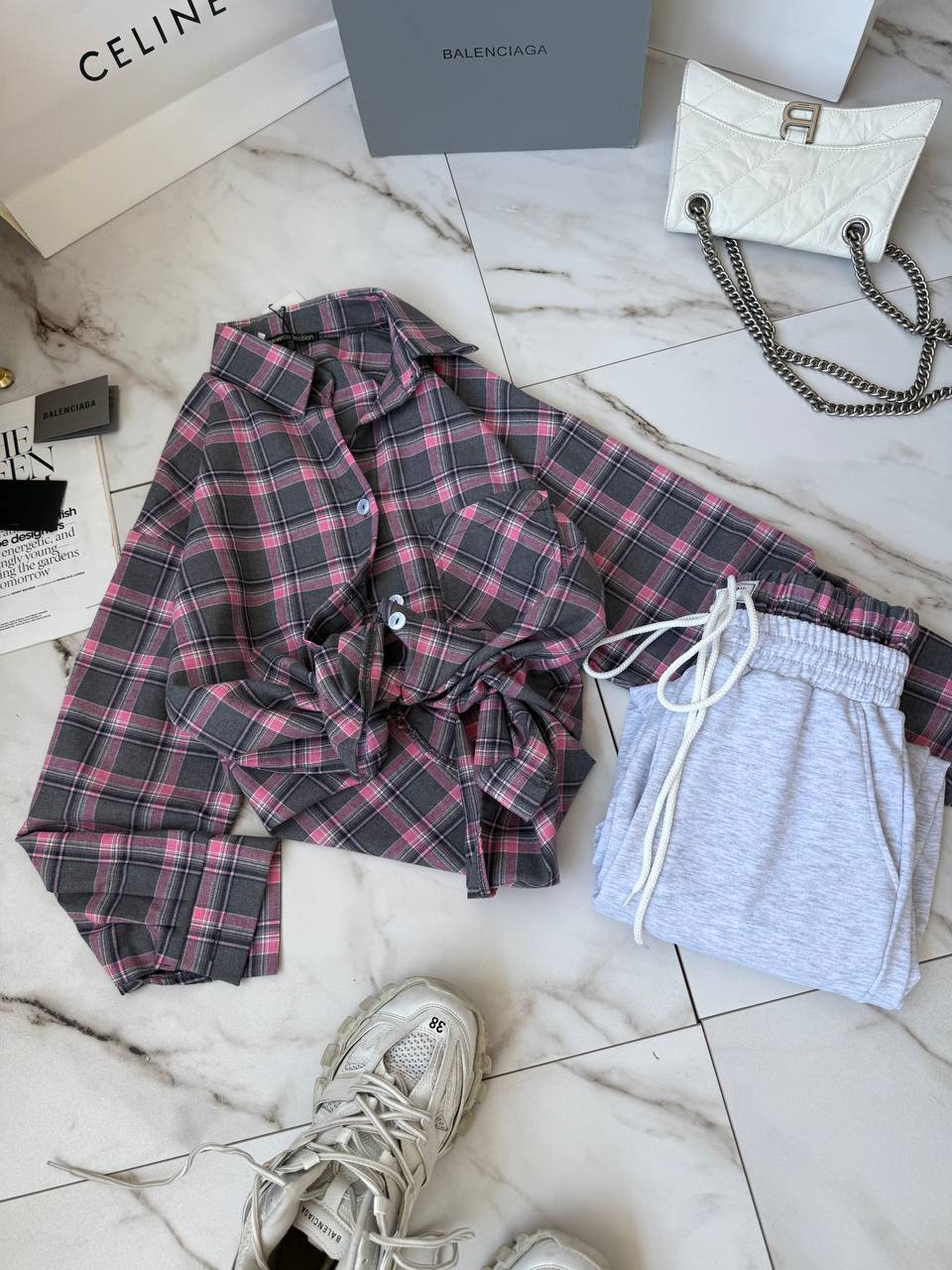 36e72e12-0441-11f1-8624-dee18ff4e8c0_1