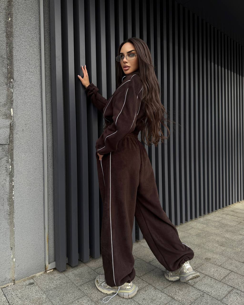 3dfbec50-4ab3-11f0-8622-dee18ff4e8c0_1