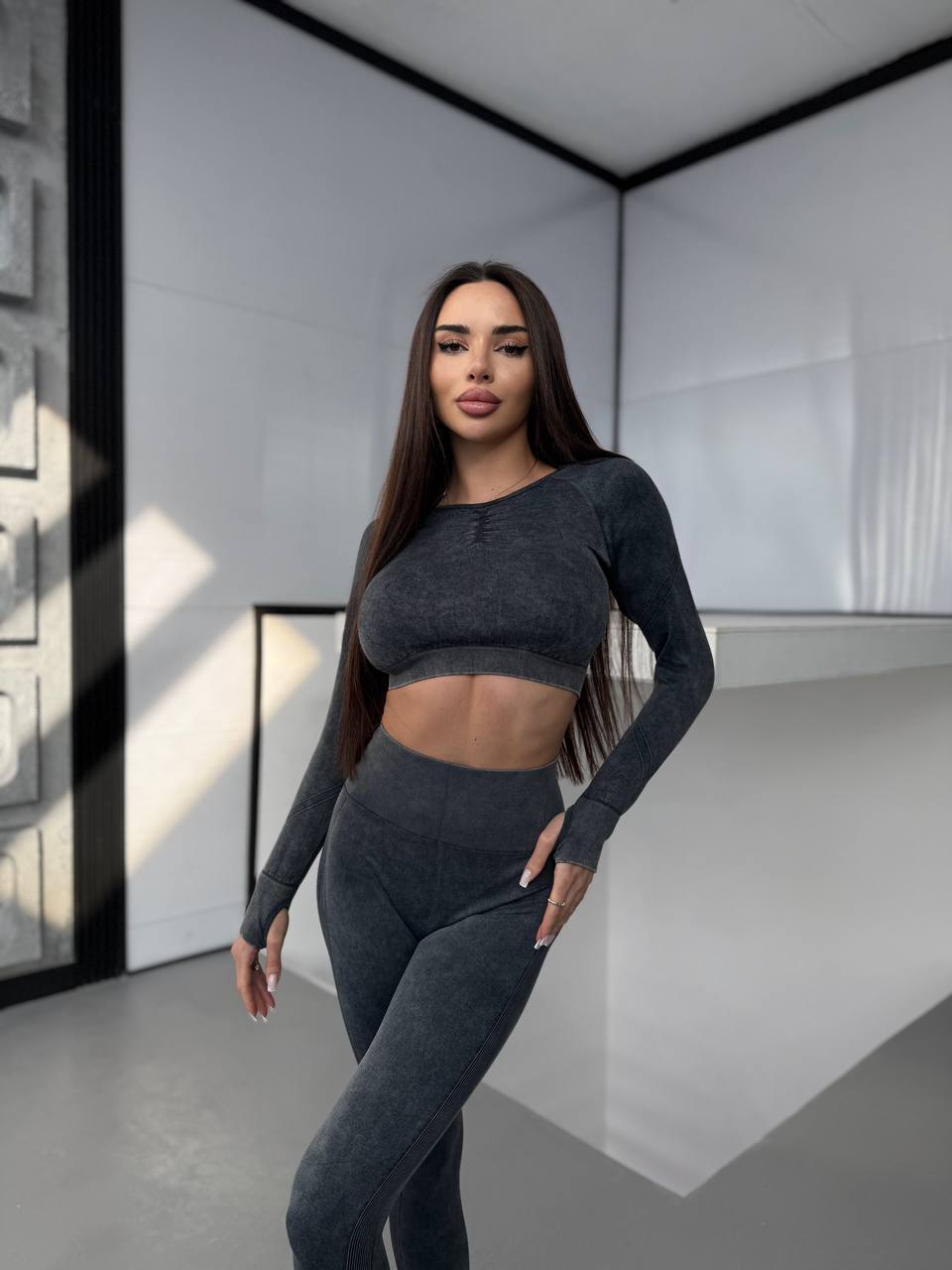 46fe41a1-dc62-11f0-8624-dee18ff4e8c0_3