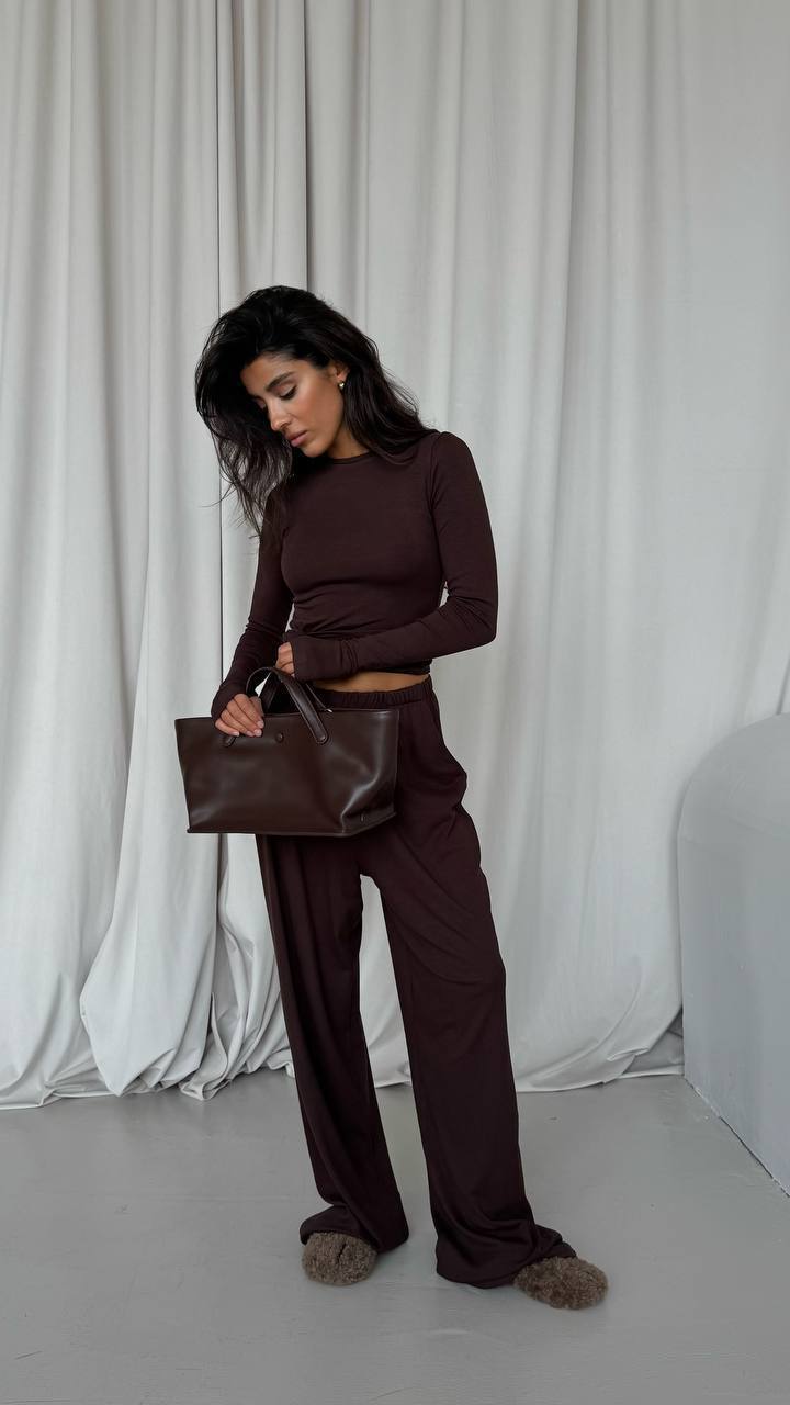 4e9c6770-4c5d-11f0-8622-dee18ff4e8c0_2