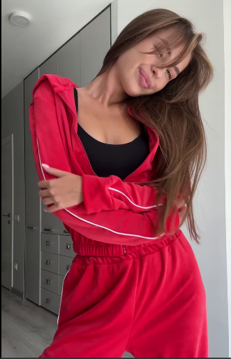 5089fcfd-6b02-11ef-861f-dee18ff4e8c0_2