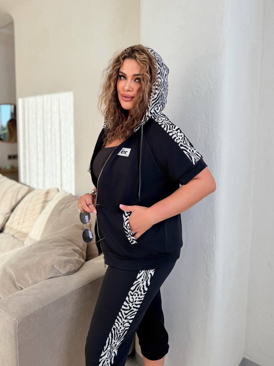 52d44e3c-2b6a-11f0-8622-dee18ff4e8c0_1