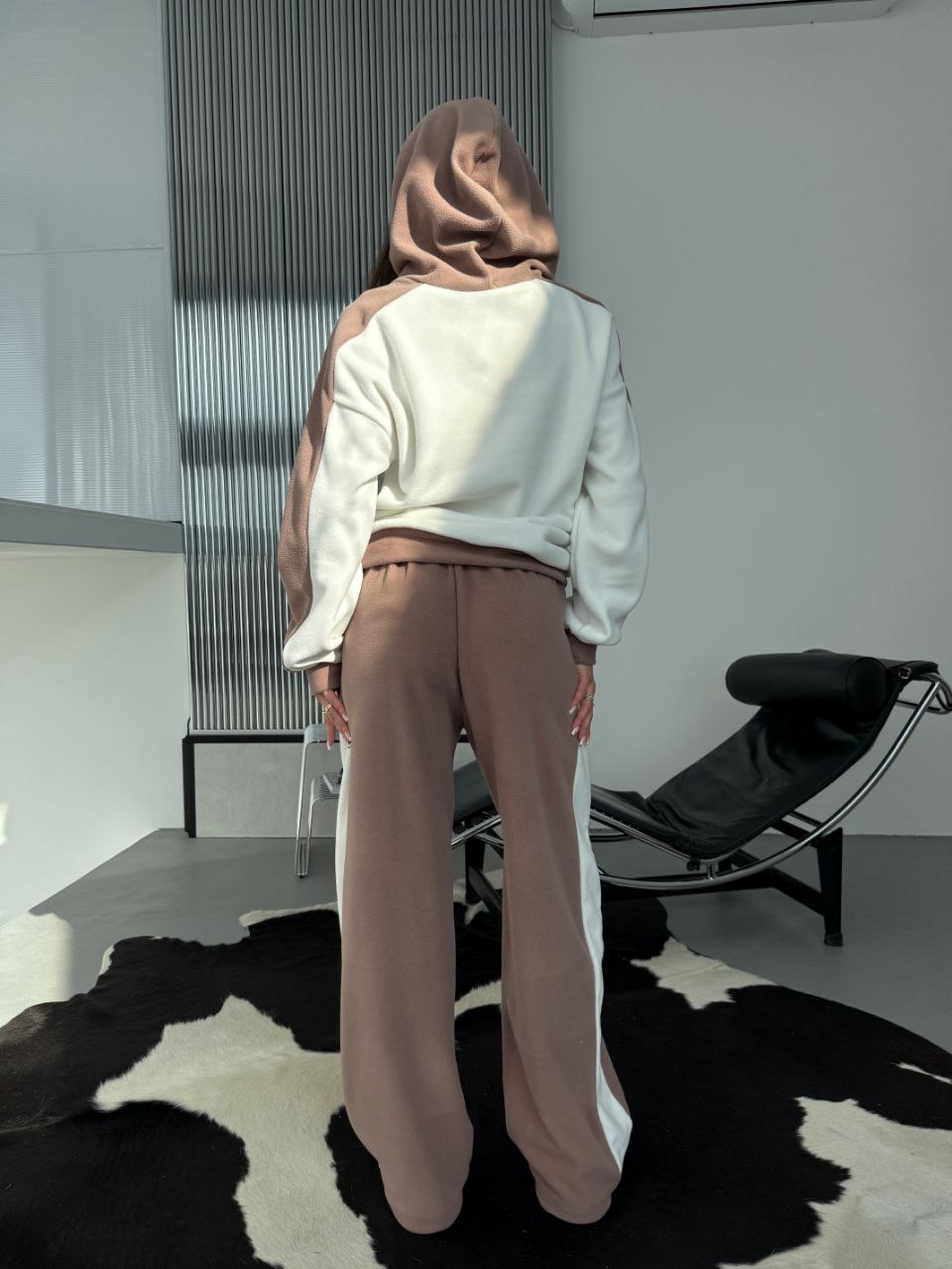 6ba6fa89-bcb9-11f0-8624-dee18ff4e8c0_2