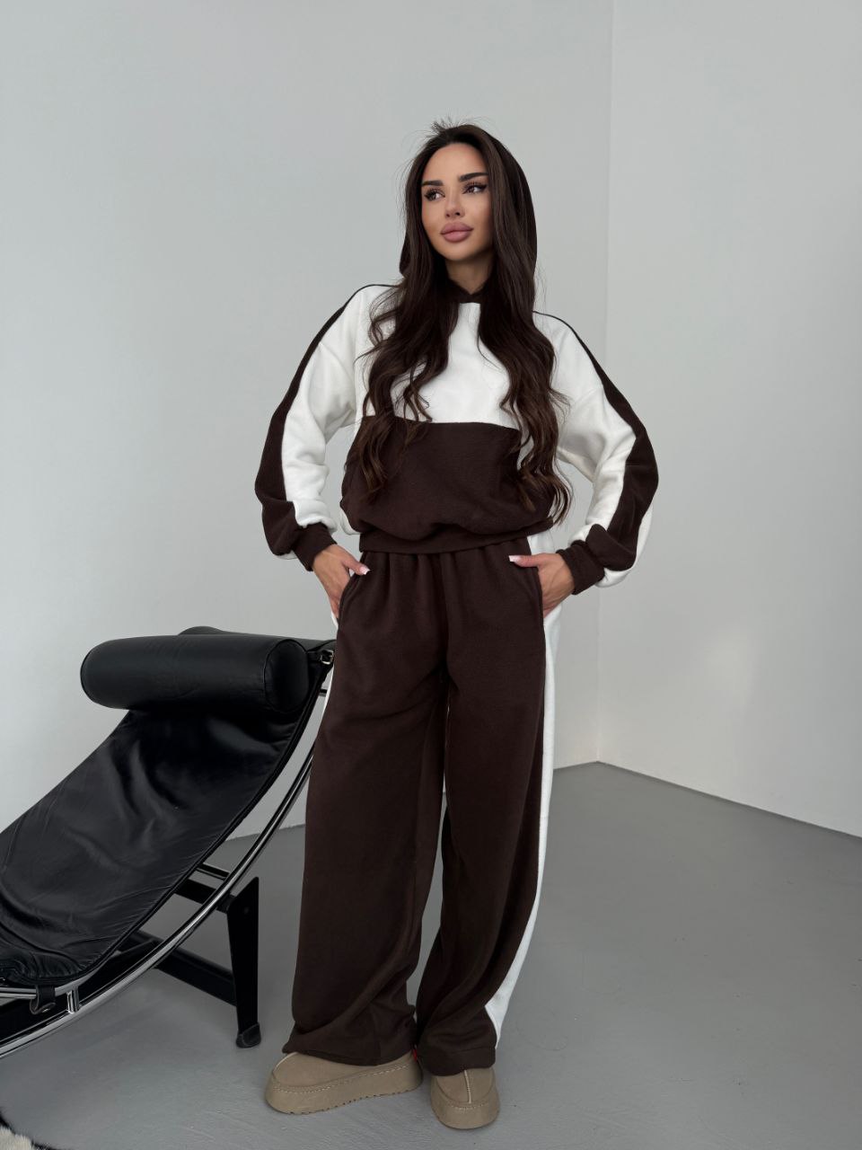 6ba6fa93-bcb9-11f0-8624-dee18ff4e8c0_1