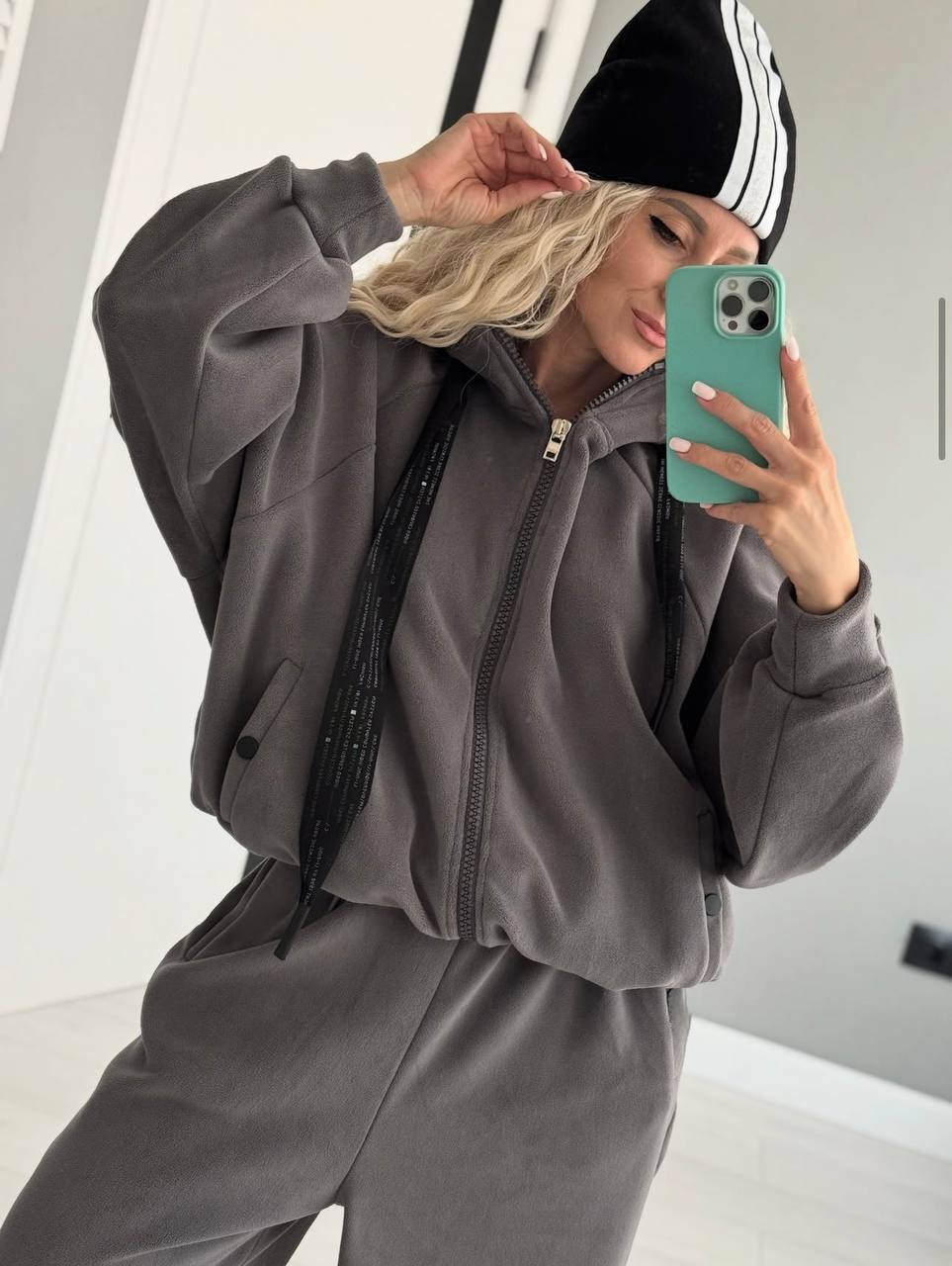 77069e01-46b0-11f0-8622-dee18ff4e8c0_1