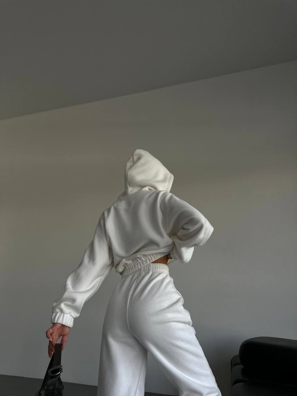 7b4693aa-9d12-11ef-8620-dee18ff4e8c0_3