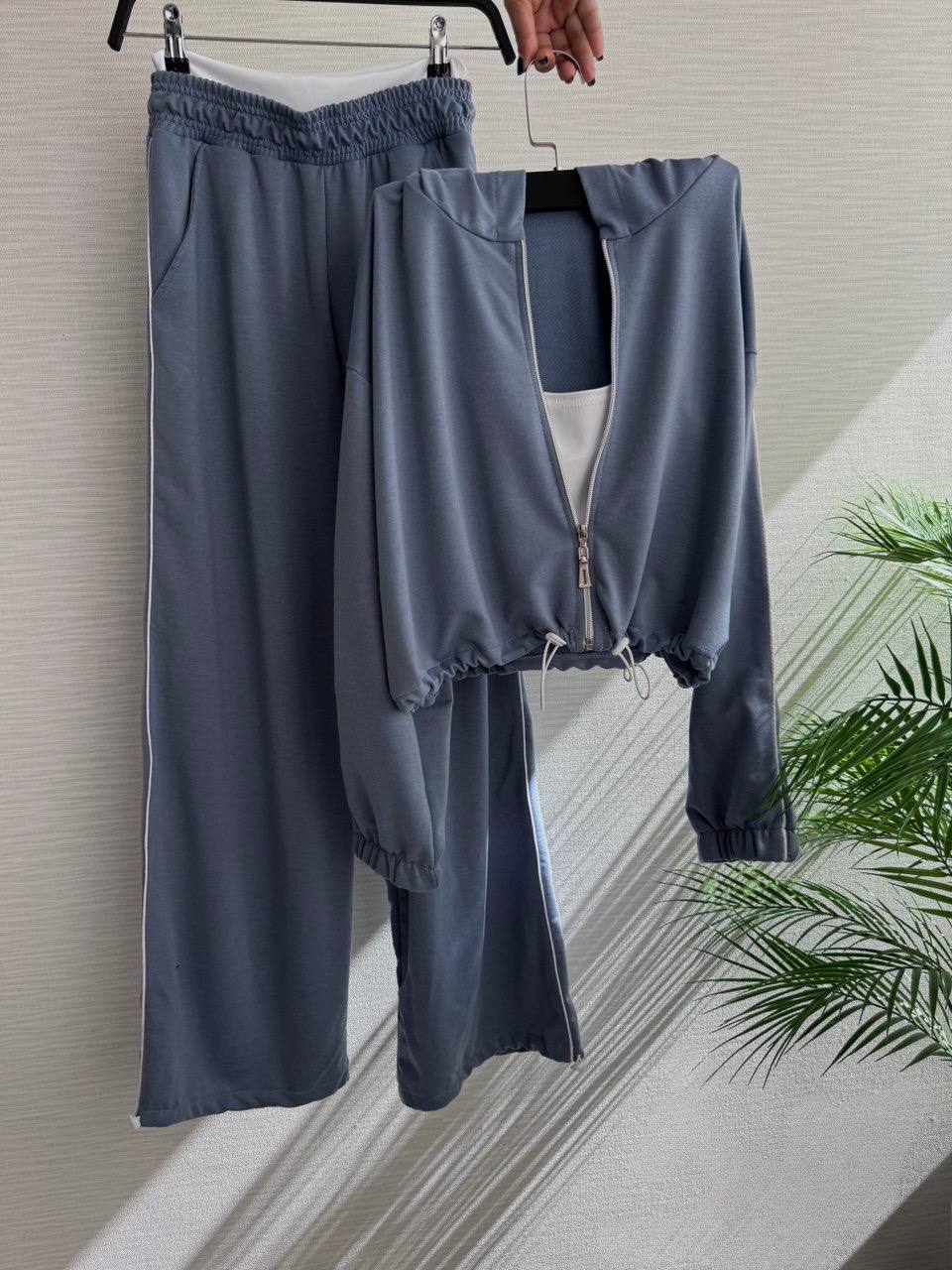 82b0c3fe-fb06-11f0-8624-dee18ff4e8c0_1