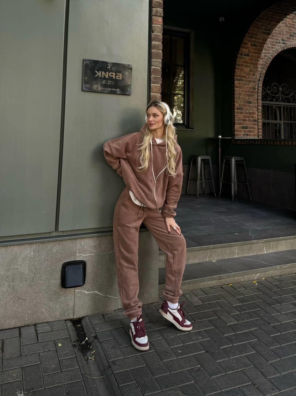 89097ee3-9508-11ef-8620-dee18ff4e8c0_1