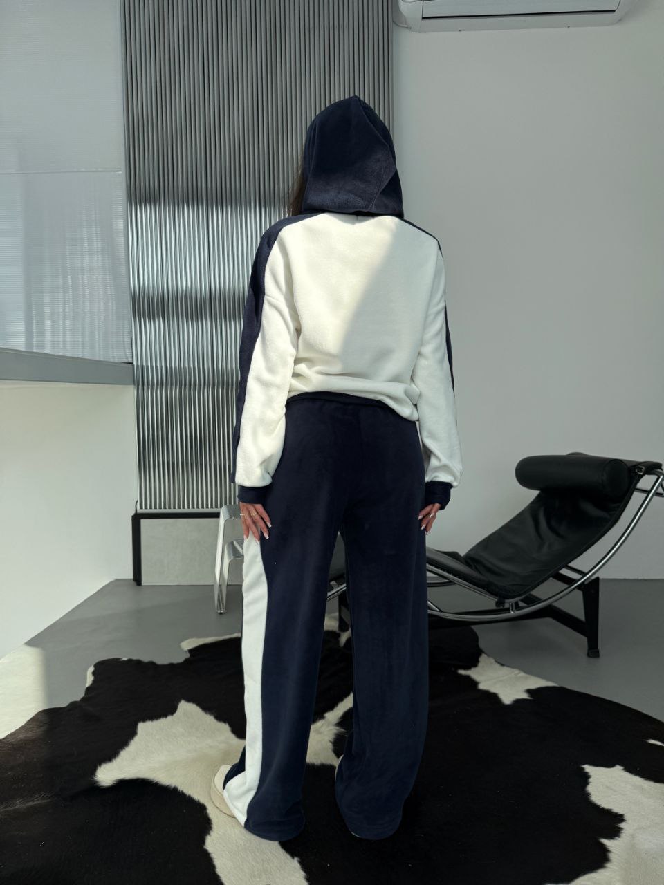 8ac6152d-4736-11f0-8622-dee18ff4e8c0_2