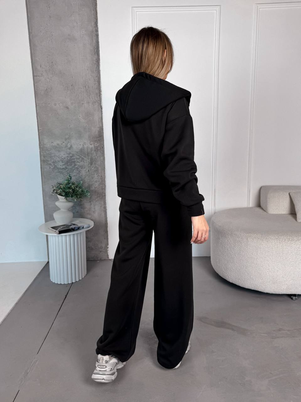 8e358361-bbec-11f0-8624-dee18ff4e8c0_1