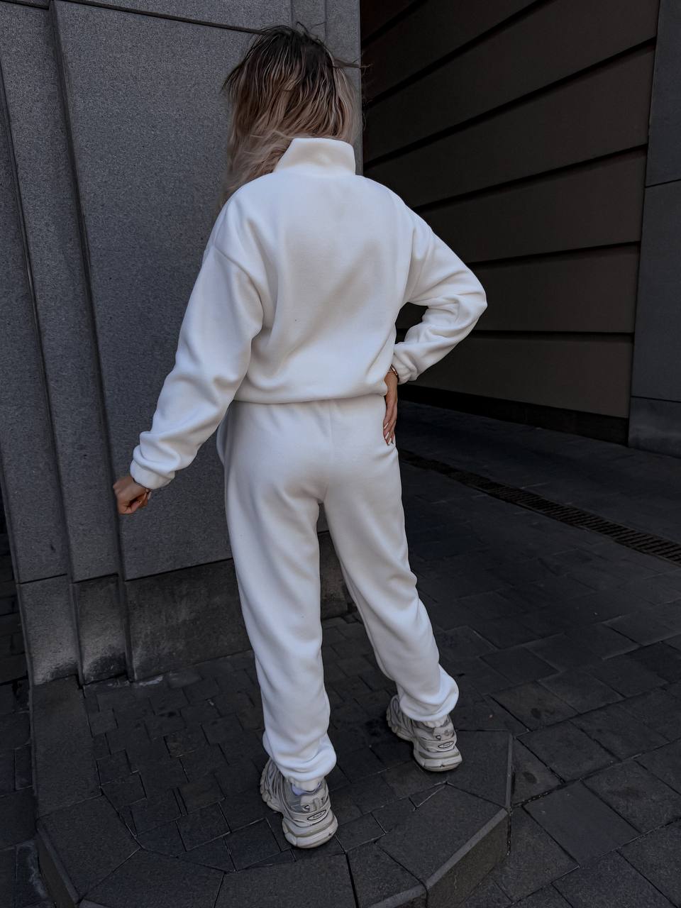 91e8e47c-a383-11f0-8624-dee18ff4e8c0_2