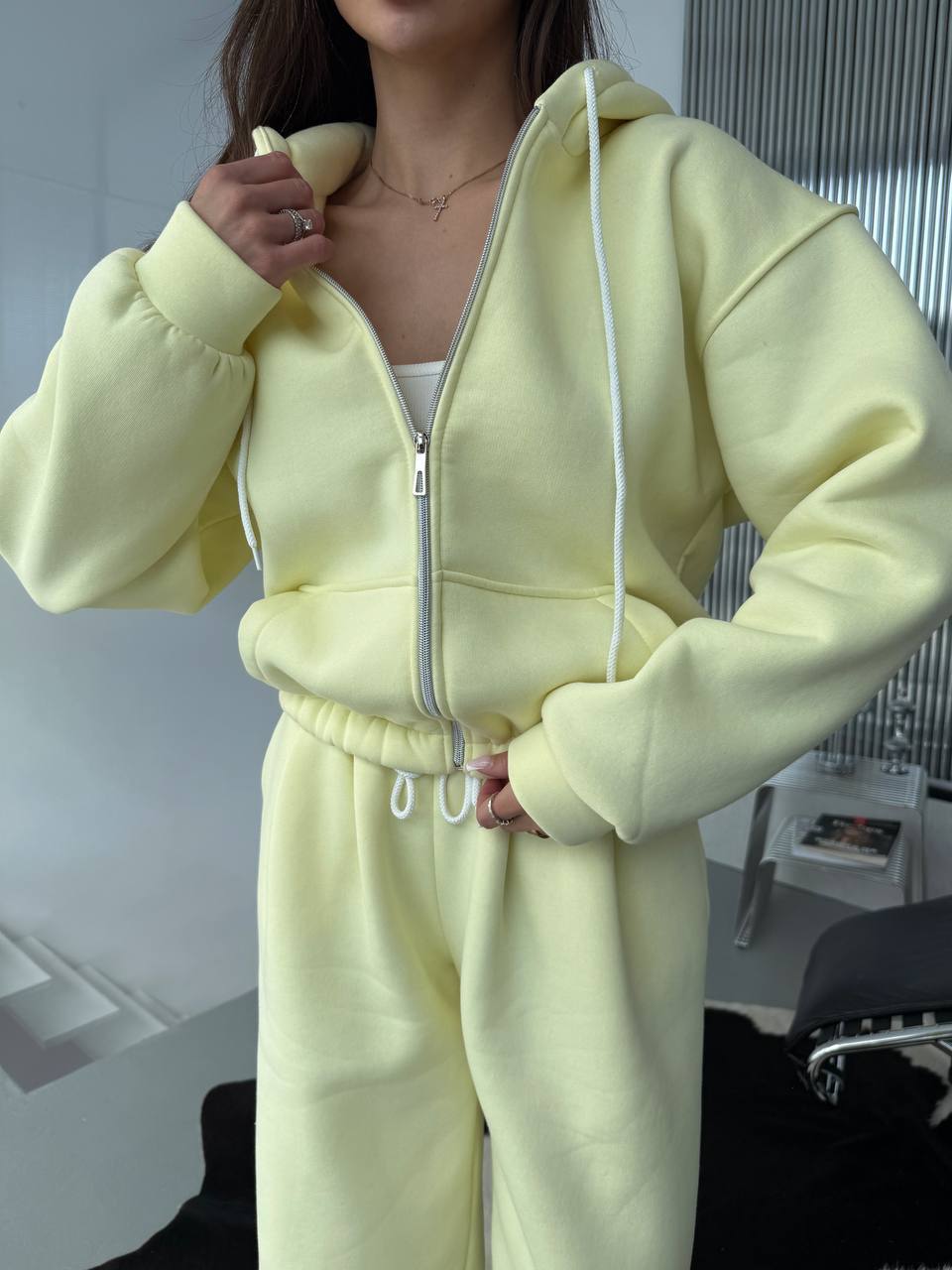 9942e5ea-d970-11f0-8624-dee18ff4e8c0_2