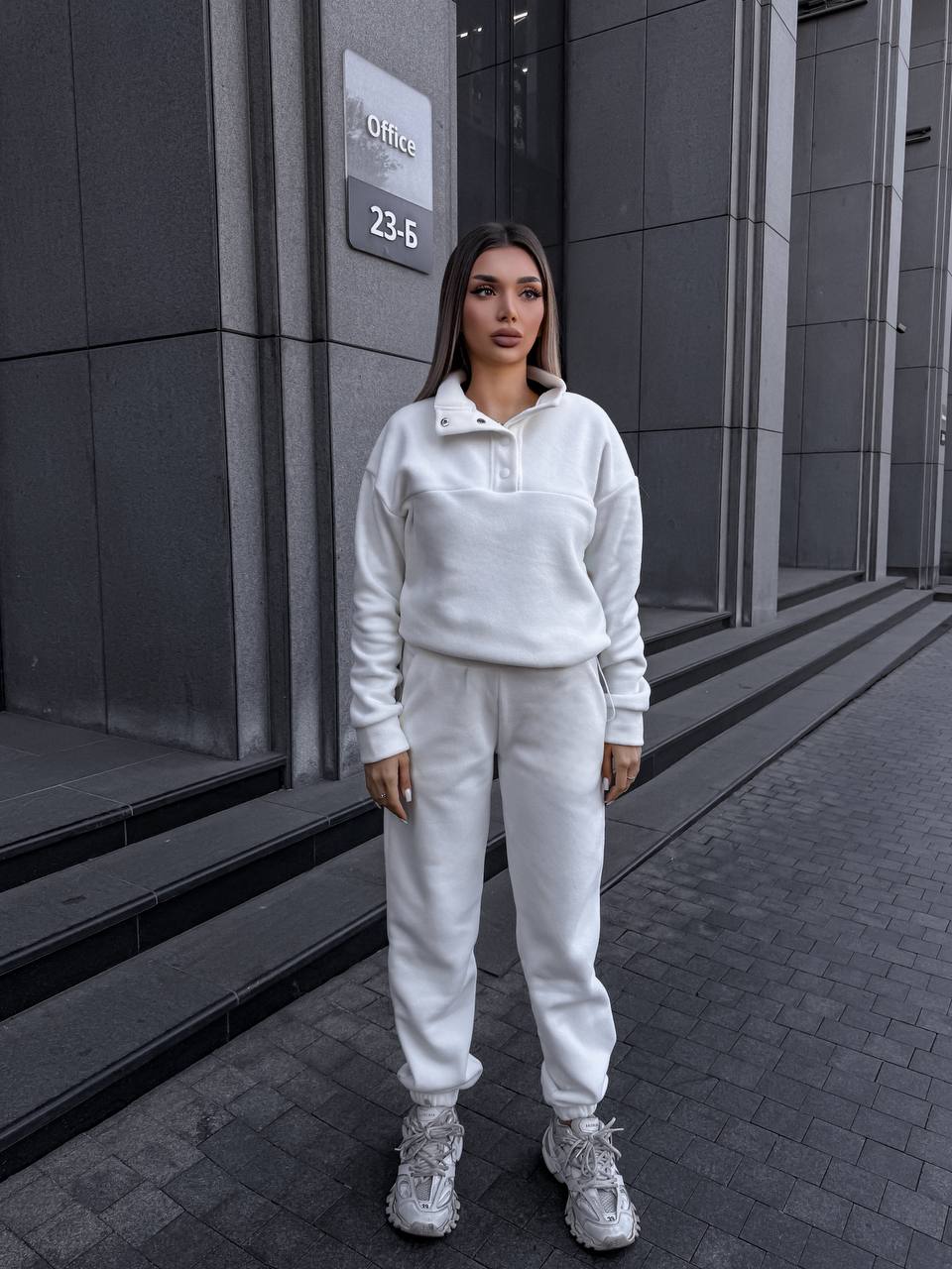 9fa4bc7f-a5fb-11f0-8624-dee18ff4e8c0_2