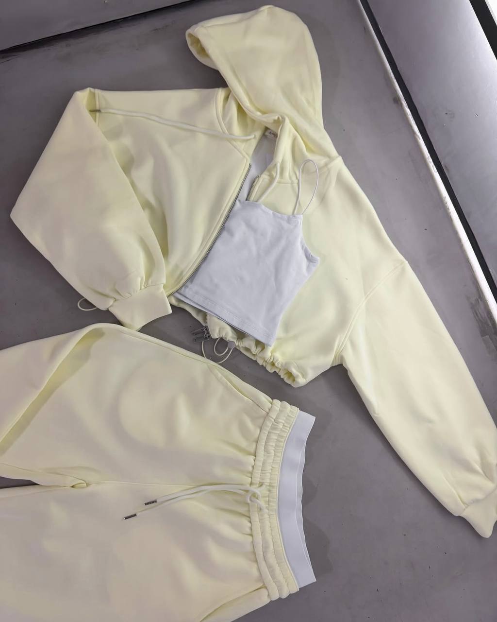 a242e4bc-64bf-11f0-8624-dee18ff4e8c0_1