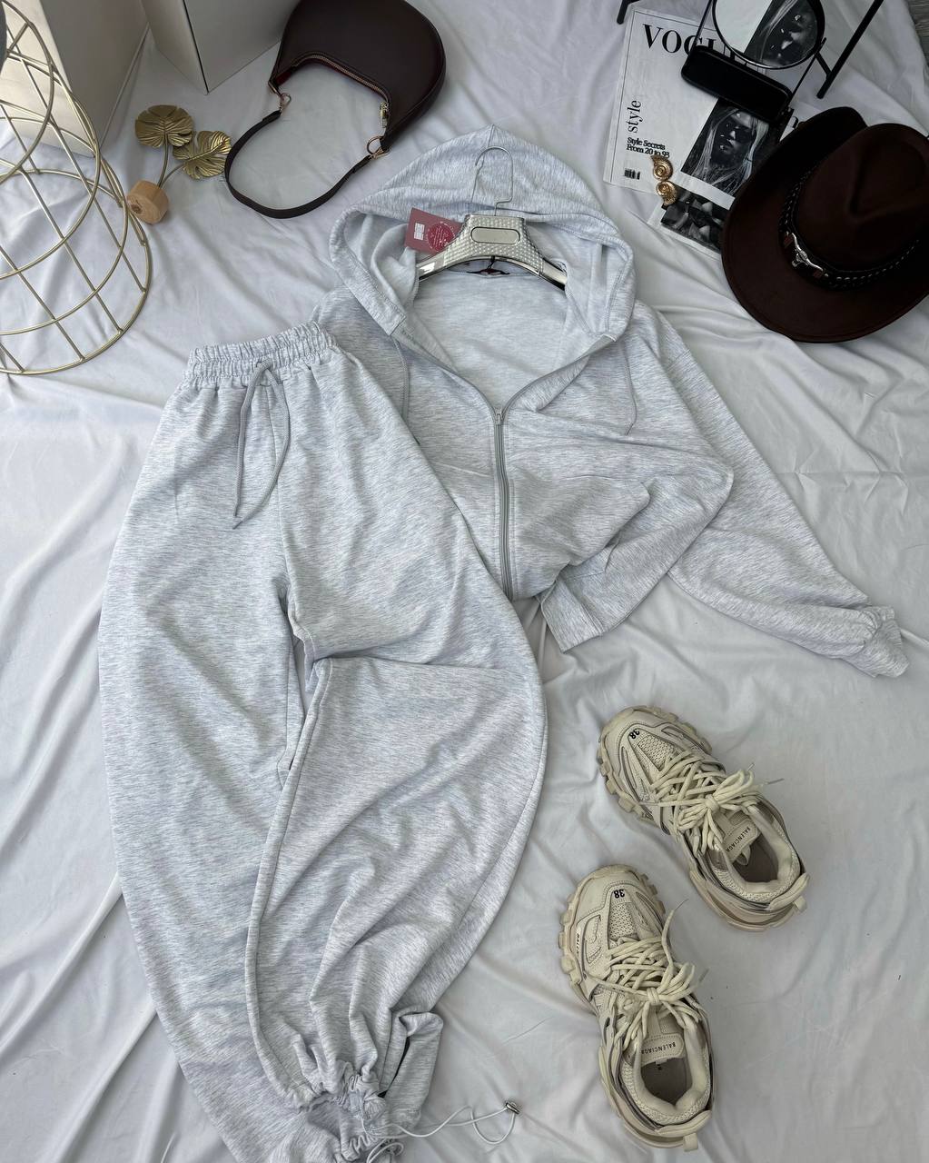 ac678c3b-42fe-11f0-8622-dee18ff4e8c0_1