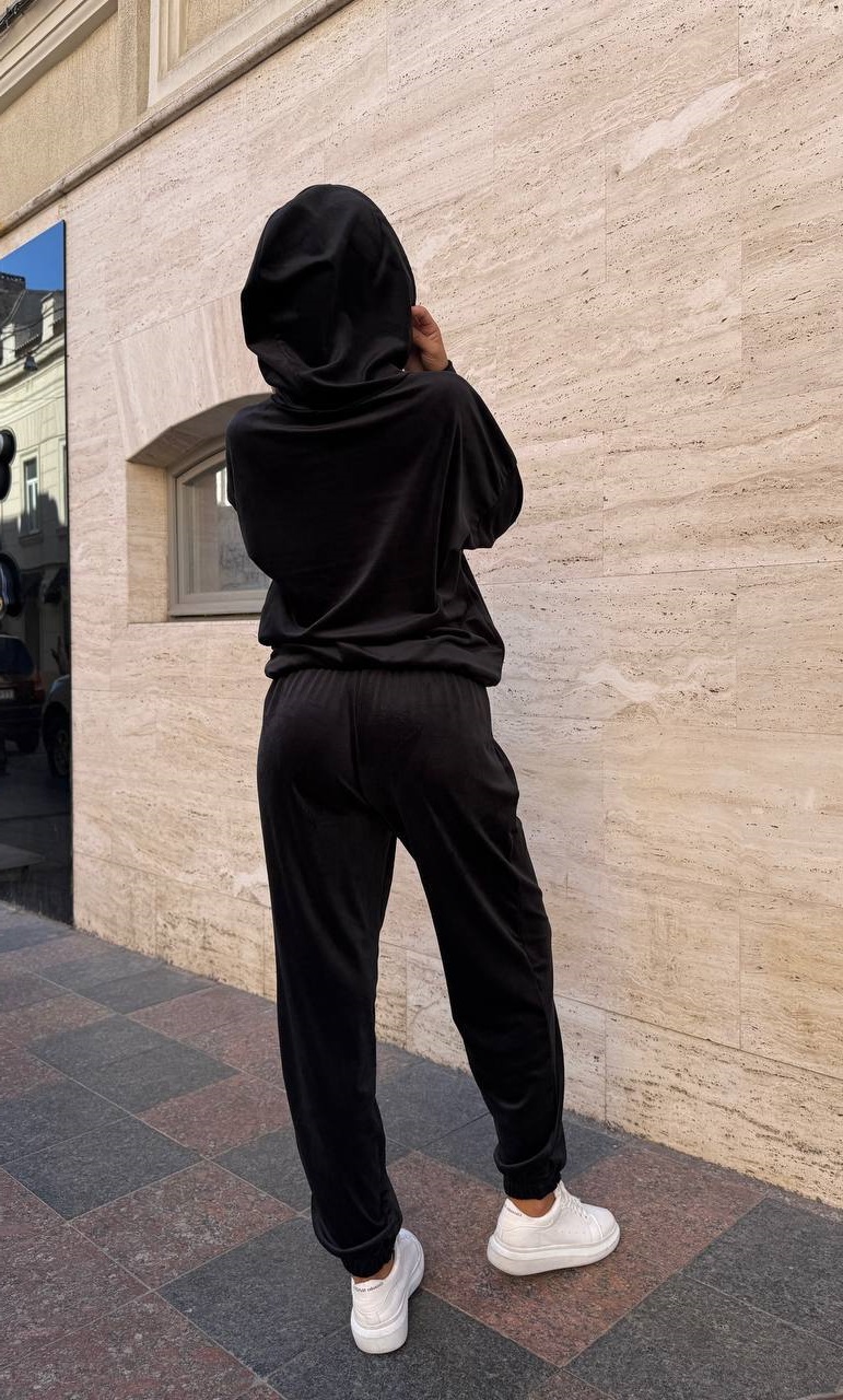 ad03d46f-424e-11f0-8622-dee18ff4e8c0_2